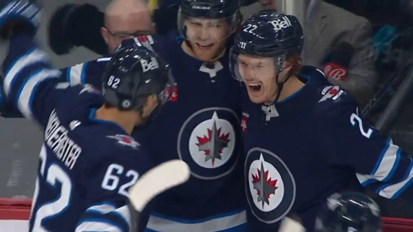 Jets flash quick-strike ability, score twice in 14 seconds for early lead vs. Wild